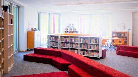 Bibliothek_Foto_Q7-2